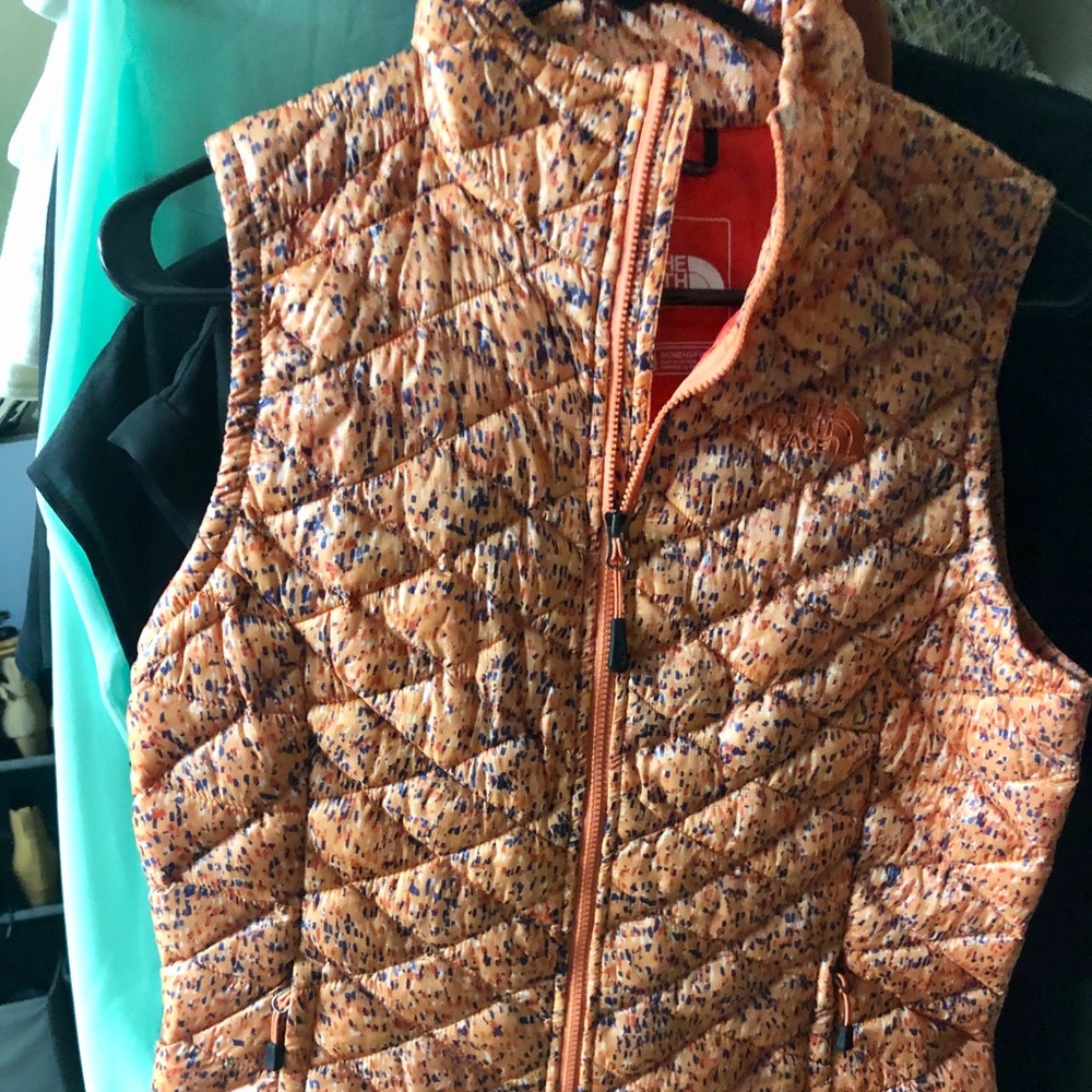 North Face vest - never worn
